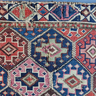 Shahsavan reverse soumak, 19C. Measures roughly 62cmx60cm.  Natural colours with cochineal. Good condition ...some surface wear and minor side splitting... see pics. Quite a floppy handle for this type.

Ships from Australia.

richardfromdurban@gmail.com  ...