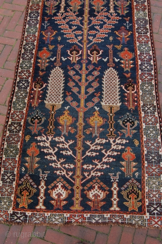 Bakhtiar runner 281 x 100 cm (9ft 4"x 3ft 4") mid 20th century. all in all good condition with traces of aging, natural dyes plus use of fuchsine.

For more info please contact  ...