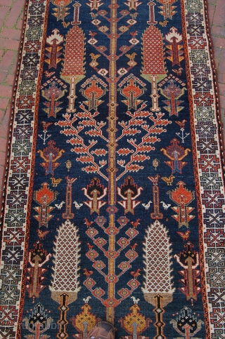 Bakhtiar runner 281 x 100 cm (9ft 4"x 3ft 4") mid 20th century. all in all good condition with traces of aging, natural dyes plus use of fuchsine.

For more info please contact  ...