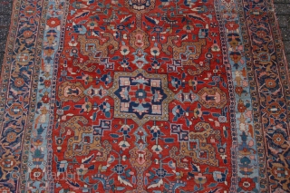 Very rare design and small size late 19th/early 20th century Serapi Heriz 304 x 205 cm all natural dyes, condition: very good for the age, medium to low pile (minor wear, see  ...