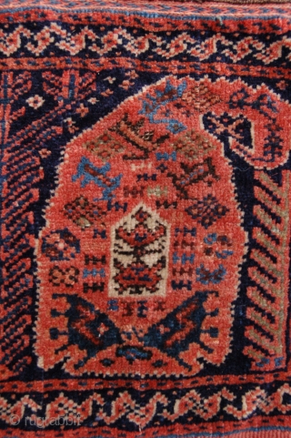 Antique Afshar bag 48 x 30 cm (1ft 7" x 1ft) 19th century fine symmetrical knotting warps: 2 threads Z spun ivory wool wefts: fine red wool (two strands) all natural dyes  ...