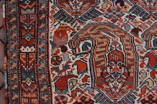 Antique Khamseh small rug 104 x 76 cm (3ft 5" x 2ft 6") last quarter 19th century. All natural dyestuffs, handspun yarns, good condition, evenly low pile      