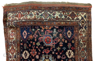 Bidjar Harshang design. 
19th century, early 20th century.  
420 x 120 Cm. 
                   