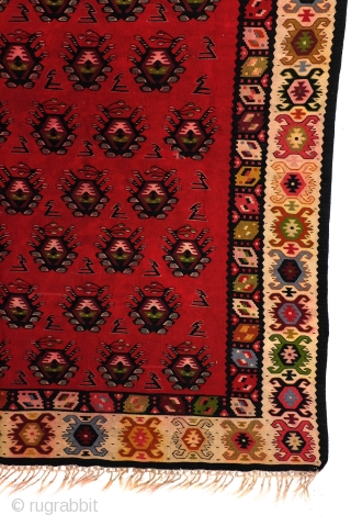 Sarkoy Kilim, Bulgaria. 19th.-earley 20th century. 
210 x 140 Cm. 7ft. x 4.6 ft. 
In good condition, only one small hole. 

           