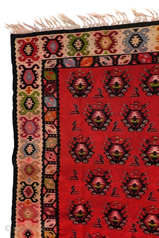 Sarkoy Kilim, Bulgaria. 19th.-earley 20th century. 
210 x 140 Cm. 7ft. x 4.6 ft. 
In good condition, only one small hole. 

           