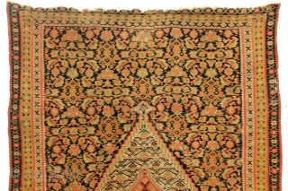 Fine kilim Senneh, Sanandaj, 1880, 120 x 200 cm. 4 ft. x 6.6 ft. 
Some wear in the top border. 

Rob Schipper, www.tablesXL.com          