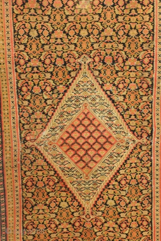 Fine kilim Senneh, Sanandaj, 1880, 120 x 200 cm. 4 ft. x 6.6 ft. 
Some wear in the top border. 

Rob Schipper, www.tablesXL.com          