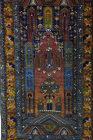 Yahyahli, prayer rug, Anatolia, early 20th century. 
Great colors! Nice abrash. Wool on wool, warp white wool. 
230 x 128 cm. 7.6 ft. x 4.2 ft. 

      