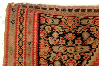 Fine Antique Senneh, Sanandaj, 19th century, 
120 x 190 cm. 4 ft, x 6 ft. 4 inch. 

One tiny tar in the top border, one side has fresh colors the other side  ...