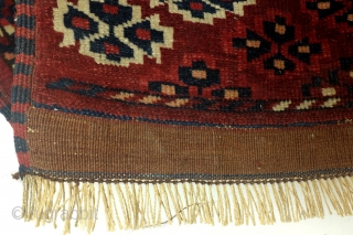 Antique Turkoman Ersari Yomout rug. 1880 - 1890.
250 x 170 cm. 8.3 ft. x 5.6 ft. 
In great condition. Only one thin spot, see last but one photo. 
Heading intact, great pile,  ...