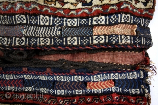 complete dubbel bag of the Qashqai nomads. 
Fine condition, natural colors. 
100 x 48 Cm's.                  