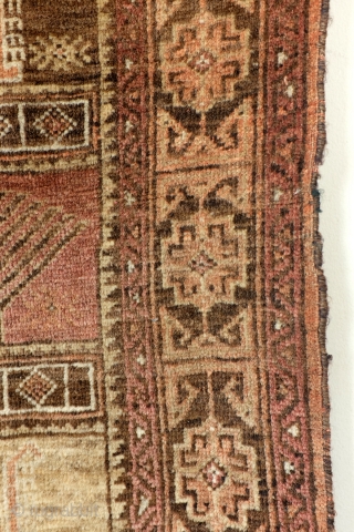 Afghan / Uzbekistan wedding rug. 1930's. 
size 87 x 146 cm. 3 ft. x 4.4 ft. 
Fine knotted, 50 kn/cm sq. - 300 kn/p/inch. 
Goat wool warp. 
     