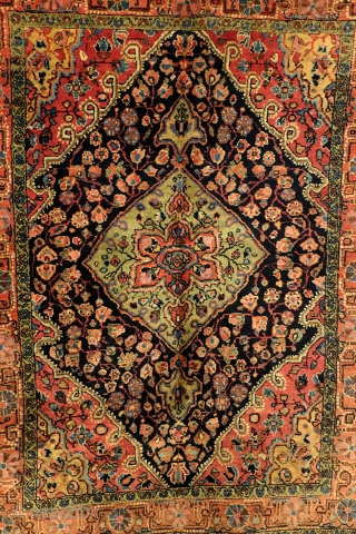 Farahan Sarough, early 20th century, 90 - 100 years old.
Full pile, very good condition. 
Natural vegetable colors. 
150 x 110 cm. 
75 kn/inch. Wool on cotton. 

on hold for now, not sure  ...