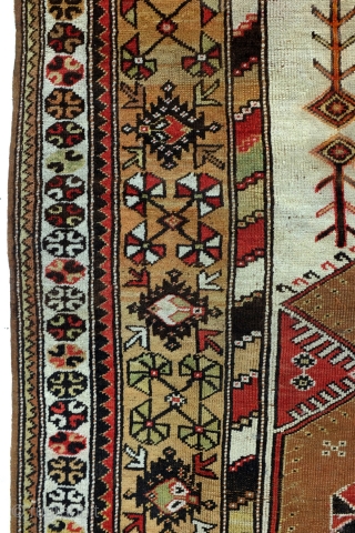 Prayer rug, Melas, Anatolia, early 20th century. 
                         