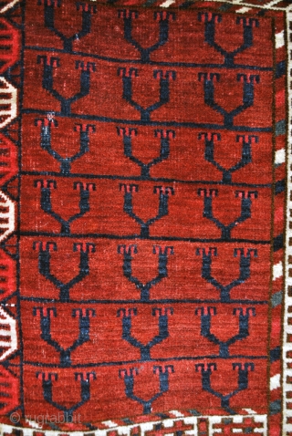 Turkmen Tekke Ensi. Late 19th century. 
134 x 160 Cms. 
                      