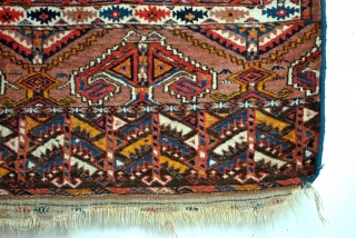 Turkmen Hatchlou, 172 x 165 Cms. 
                          