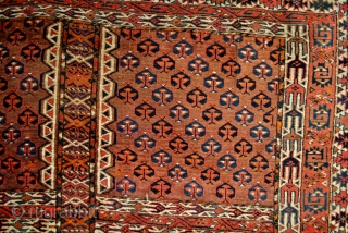 Turkmen Hatchlou, 172 x 165 Cms. 
                          