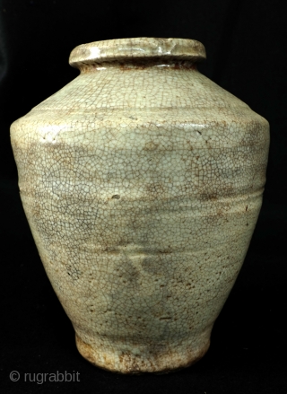 Ming jar, 17th century. 
often called gun powder jar, but they are urns. 
Ming dynasty, 1368 - 1644.               