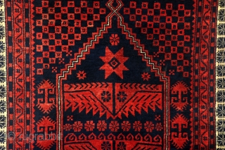 Yagdcibedir, west Anatolia, often mistaken as Balouch or Turkman. 
210 x 110 cm. 

Collectable. 
The legend tells that there was long time ago a man who's name was Yagcibedir. 
He bought and  ...