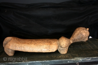 Rare Lobi seat, 100 cm's long - 3 feet 4 inch. 
Early 20th century. 
In good condition. 
               
