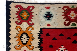 Very fine woven kilim, around 1930.  
'Sarkoy', is the name Turkish rug deales gave to these
Balkan made weavings. 
It is in fact a misleading name, suggesting they only were made
on Turkish  ...