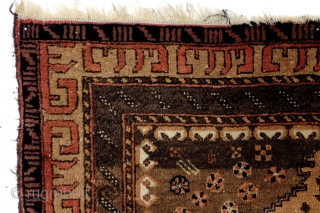 الل . الل Belouch, Beshir? Mainly natural camel wool colors. 
Remarkable border with repeating caracters with the Arab word for God >>الل. 
size 164 x 98 Cm.  5.4 feet x 3.2  ...