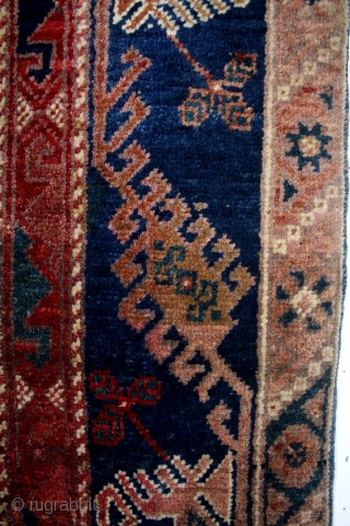 Bergama, antique, perfect condition, natural colors. 
Great abrash. 122 x 210 Cm's. 4 ft.1"x 7 ft. 
Clean. Great petrol and  indigo. 
Dragons on two borders.       