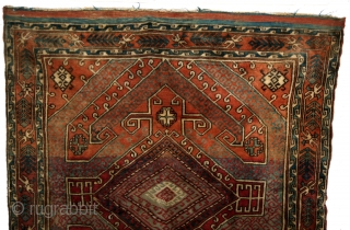 Bergama early 20th century. 170 x 150 Cm. 
'Kashim' Kazak. Traces of the 17th and 18th century dragon carpets in the design. Koerdish nomads from the Karabach setteled in West Anatolia. 
Kilim  ...