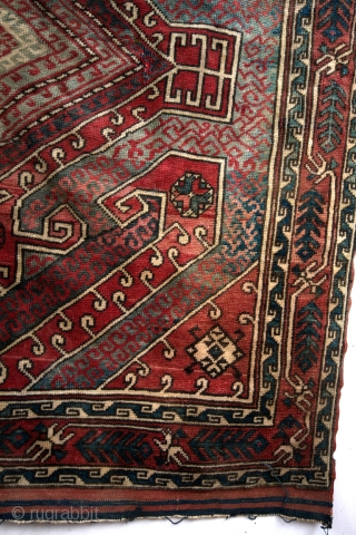 Bergama early 20th century. 170 x 150 Cm. 
'Kashim' Kazak. Traces of the 17th and 18th century dragon carpets in the design. Koerdish nomads from the Karabach setteled in West Anatolia. 
Kilim  ...