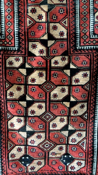 Belouch with Ersari guls. 
170 x 100 cm.                         