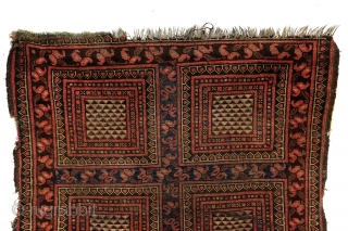 Turkmen Ersari Beshir, 19th. century.
183 x 82 Cm. Natural colors. 
collectable. 

See Uwe Jourdan, Battenberg, Band 4, Turkmenische Teppiche.              