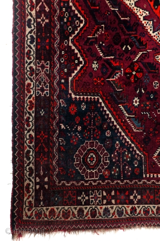 Qashqai, Kashkouli, 222 x 150 Cm. 7.4 feet x 5 feet. 40-ies. 
Mid size nomadic rug. Very good condition.              