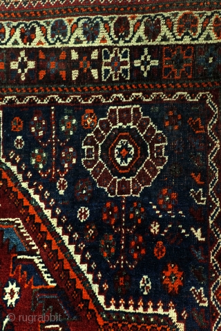 Qashqai, Kashkouli, 222 x 150 Cm. 7.4 feet x 5 feet. 40-ies. 
Mid size nomadic rug. Very good condition.              