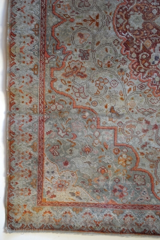 Fine Silk Hadji Jalili Tabriz, 155 x 144 Cm. 
Knotted on cotton. 
                    