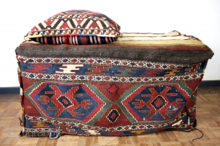 Mafrash, antique, kilim, both matching pillow ans Mafrash. 
110 x 55 Cms. High 50 Cm. 
You need to make the wooden box.  
Nice Jajim back on the pillow. 
   