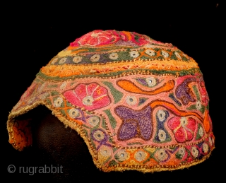 Cap, Turkmen, antique, fine embroidery, high 11 Cm. wide 18 Cm.                      