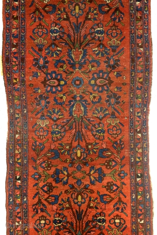 Koerdish Malayer, wool on cotton, nice abrash, not washed , nice patine, 
270 x 114 Cm.                 