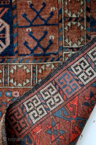 Turkoman Hatchlou, Engsi, antique. 
200 x 133 Cm's. 6ft.8"x 53"
Natural colors, not washed.                    