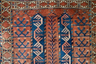 Turkoman Hatchlou, Engsi, antique. 
200 x 133 Cm's. 6ft.8"x 53"
Natural colors, not washed.                    