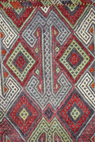 Camel bag, Verneh, probably  environment of Bergama - West Anatolia. 
Old and simple repair on the right side. 
60 x 115 Cm.          