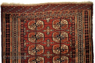 Ersari Tekke, 19th century, 105 x 155 Cm. 
In good condition. Original edges. 
                   