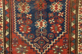 Shirvan, early 20th century. 
106 x 186 Cm.

SOLD                         