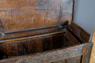 French chest, dated 1606, beatifull dark patine on oak. 
also called coffre of Bahut. 
Fabulous carving with vines. 
Later floor. 
Size; long 125 cm ( 50 inch) high 70 cm 9 28  ...