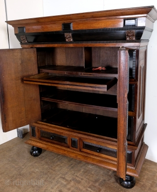 Dutch mid 17th centuary kussen Kast. ( kabinet) 
Cushion doors with ripple moulding. 
kussen = cushion or pillow. 
The pillows are inspired om cut juwels. 
Oak and Palissander and Ebbony. 
In perfect  ...