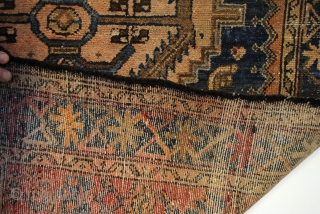 Hamadan area. 
190 x 114 Cm.  6.3 ft. x 3.8 ft. 
Wool on cottom. 
early 20th century. 

Old repair on the back unvisable in the front. 
Great pile and abrash. 

 