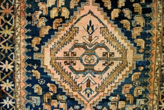 Hamadan area. 
190 x 114 Cm.  6.3 ft. x 3.8 ft. 
Wool on cottom. 
early 20th century. 

Old repair on the back unvisable in the front. 
Great pile and abrash. 

 