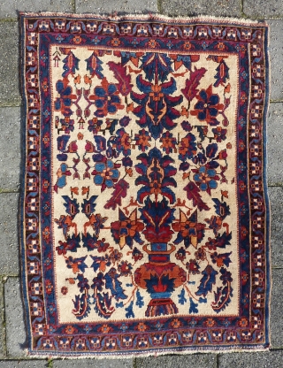 Afshar small rug, great gem, 121 x 89 cm., ca.1900. Woolen weft and warp, no repairs, all natural dyes. Last two pictures in full sunlight.        