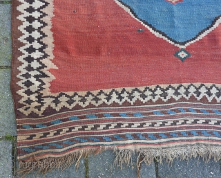 Funky Qashqai Kilim, 230 x 157/150 cms., with some minor repairs. All natural dyes and also a stroke of 30 cms. with probably a synth. pink one: only there some color run  ...