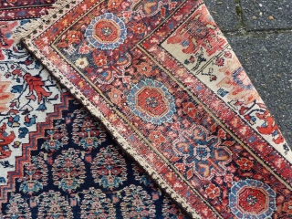 Senneh rug, 191 x 130 cms., ca. 1900. Very good condition and pile, without any wear. No repairs done. Endings complete and secured. Natural dyes and a faded hot red.   