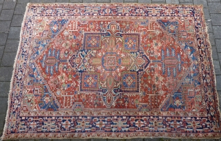 Heriz rug with unusual border, 384  x 275 cm., 12'7" x 9', ca. 1900.                  